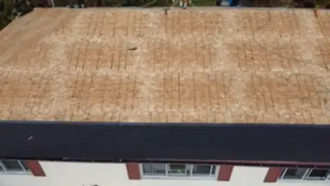 Asphalt Shingles/Rubber Membrane Roofing!62865710787714124