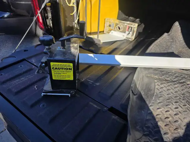 table saw blade cover in Power Tools in Oshawa / Durham Region - Image 2