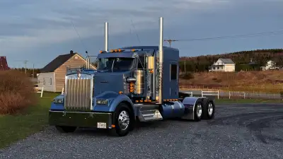 Kenworth w900l 2022 heavy spec 775000km 18 speed Cummins 565hp 2050 3.73 gear ratio HD 46k rear axle...
