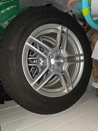 These are used 225 60 17 tires in peefect condition, ready to roll! They offer reliable performance...
