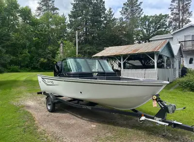 Brand new never seen water Won in a walleye competition 60hp Mercury 4 stroke Sticker on it was over...