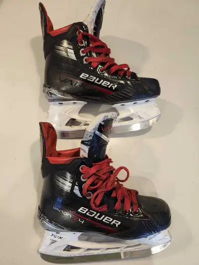 Bauer Vapor X4 Intermediate Hockey Skates Size 4 Fit 1, View more
