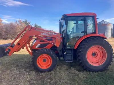 Selling 2015 kioti PX9020 tractor with loader , has 631 hours and is a 90 horse . Has H,M,L,C 4 gear...