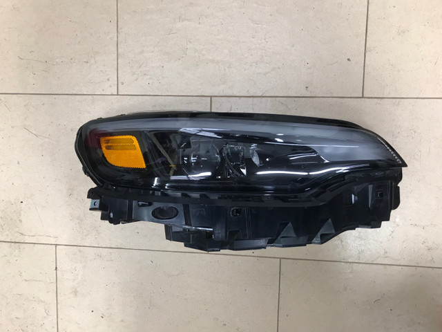 2019-2021 Jeep Cherokee Right Passenger Full LED Headlight Lamp in Auto Body Parts in Calgary - Image 2