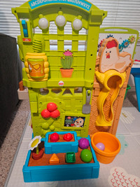 Fisher price Laugh and Grow Farm Kitchen