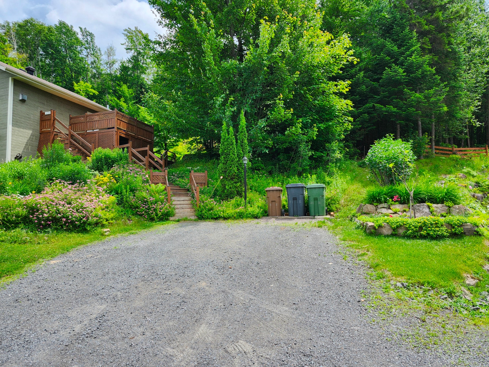 1000 Chemin du Grand Ruisseau — photo 1