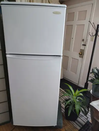 Fridge apartment size for narrow spaces almost new 24 inches, View more