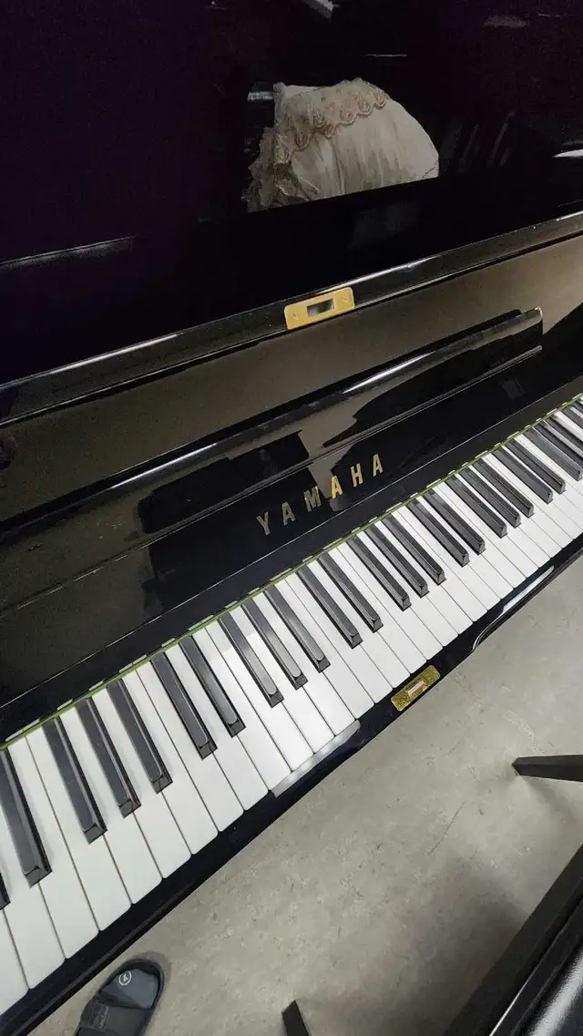 Yamaha U3 Professional Upright | MONTREAL IN STOCK | in Pianos & Keyboards in City of Montréal - Image 3