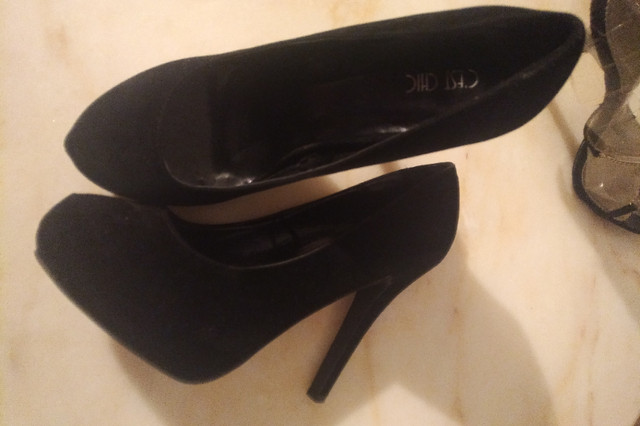 NEW Black PU Suede Pumps Shoes Heels Chaussures Talon Haut NEUF dans Femmes - Chaussures  à Ville de Montréal