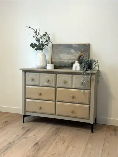 Commode en bois, View more