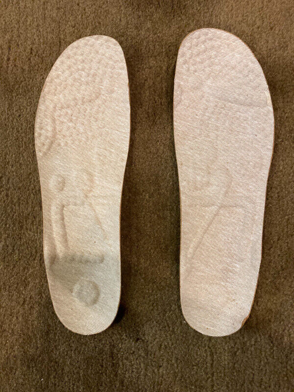 Finn Comfort Reflexology size 42 insoles in Women's - Shoes in Strathcona County