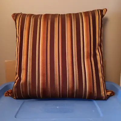 Decorative Large Cushion with Zipper - New - Multi Bright Color - $8.00 Decorative Cushion - Like Ne...