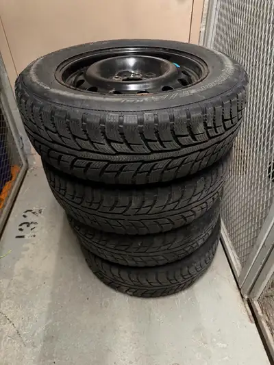 BF Goodrich Winter Tires 205/65/R16 5x114.3 Bolt pattern From Honda Accord EX