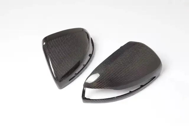 Mercedes C / E / S / GT / GLC Carbon Fiber Mirror Caps  dans Pièces de carrosserie dans Région de Mississauga/Peel - Image 4