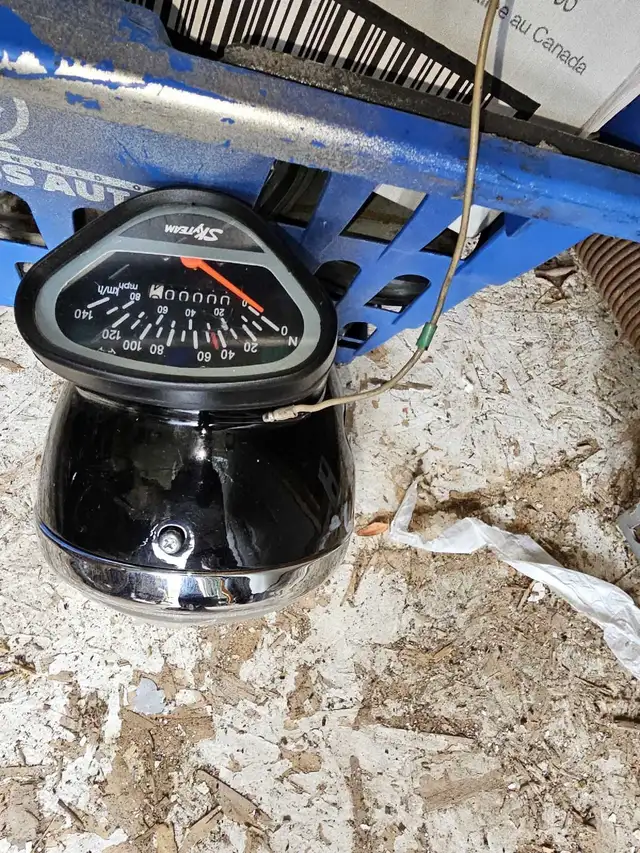 Honda ct70 z50 parts in Motorcycle Parts & Accessories in Mississauga / Peel Region - Image 8