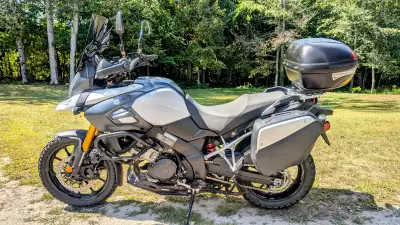 Hi, I'm selling my 2014 Suzuki V-Strom DL1000 ABS Adventure with Suzuki side case and top case. It h...