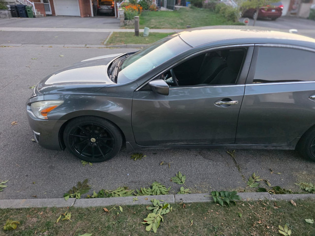 2014 Nissan Altima As Is in Cars & Trucks in City of Toronto - Image 2