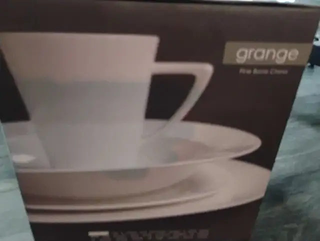 Loft Grange Set in Dining Tables & Sets in City of Halifax - Image 3