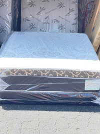 Moving Out Sale Double Size Mattress with Box Spring D City of Toronto Toronto (GTA) Preview