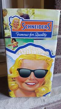 Schneiders Ceramic Little Dutch Girl Bobblehead New In Box