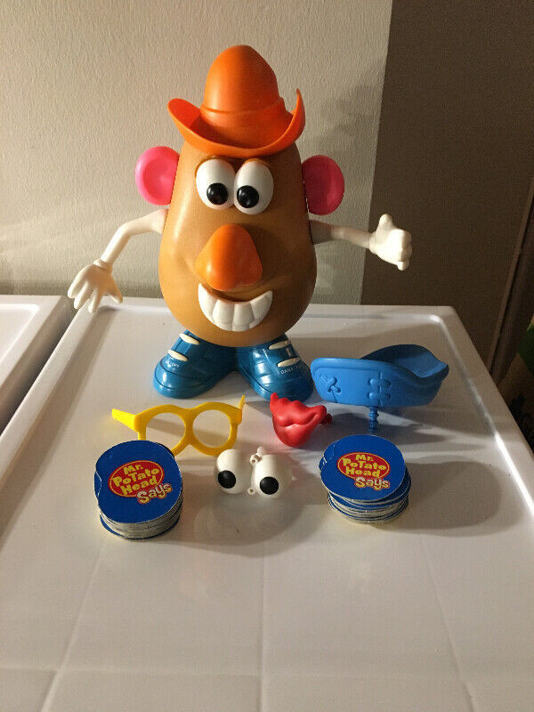 Vintage Mr. Potato Head Says Talking Electronic Game in Toys & Games in Markham / York Region
