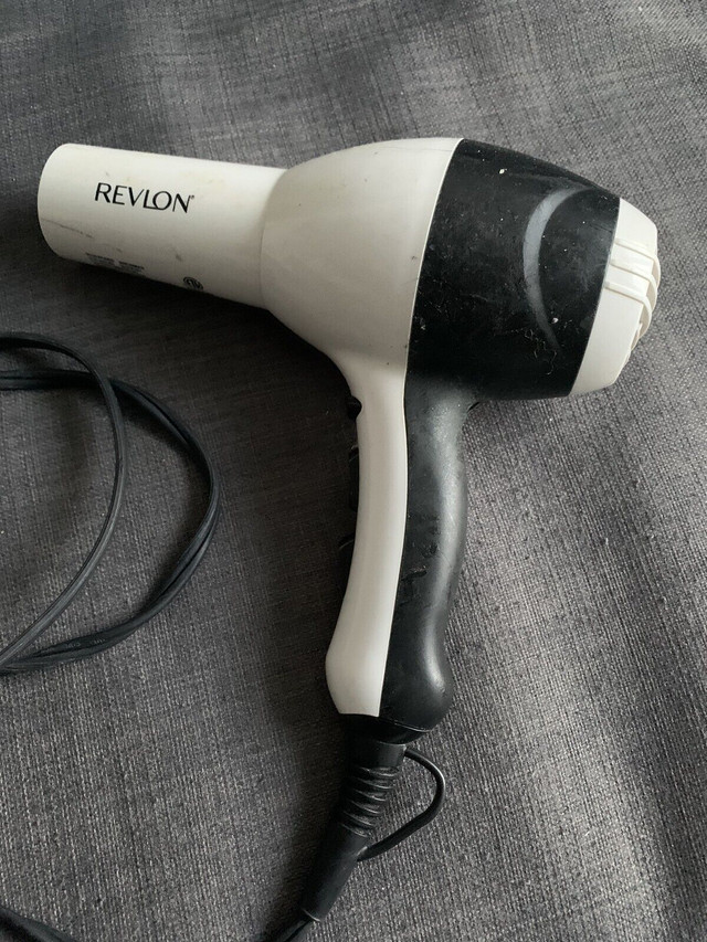 Revlon Hair / Blow Dryer in Bathwares in Markham / York Region