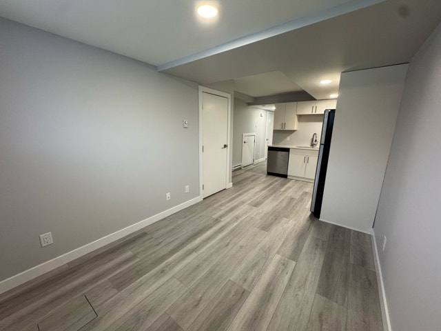 **2 Bed 1 Bath Lower Duplex Unit For Rent In Rockwood** 4