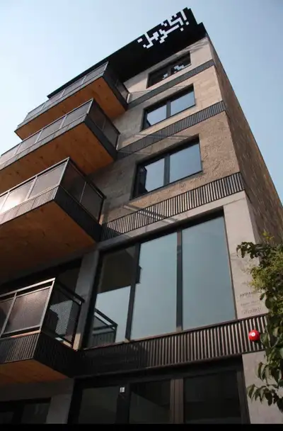 2 SDB / 2CHAMBRES  // 2 BATHS / 2 BR