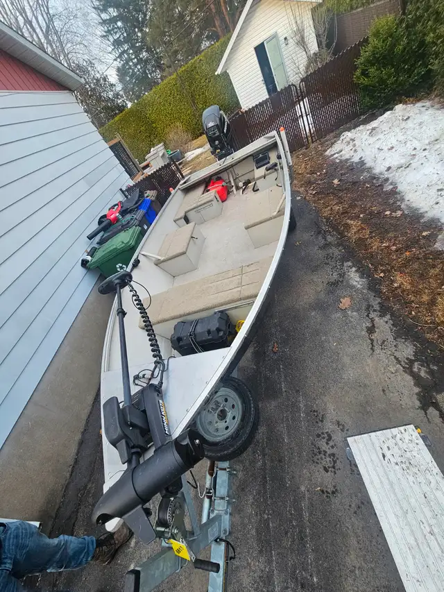 PrinceCraft Yukon Dlx 2014 in Powerboats & Motorboats in Longueuil / South Shore - Image 4