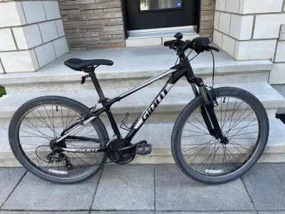 Giant ATX Mountain Bike - Frame size XXS, View more