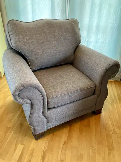 like new large quantity Canadian made chair perfect condition , View more