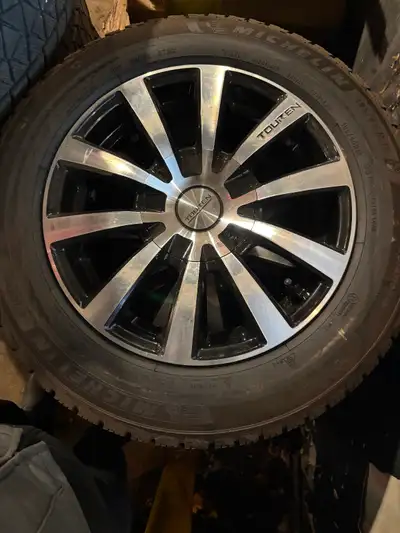 Michelin X-Ice winter tires (P195/65R15 95T -DOT 2021) on NEW TourenTR3 alloy rims.