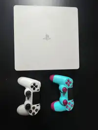 White PS4 Slim with 2 controllers 