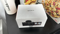 Sony, ZV-1F, Vlogging Camera - performs like new