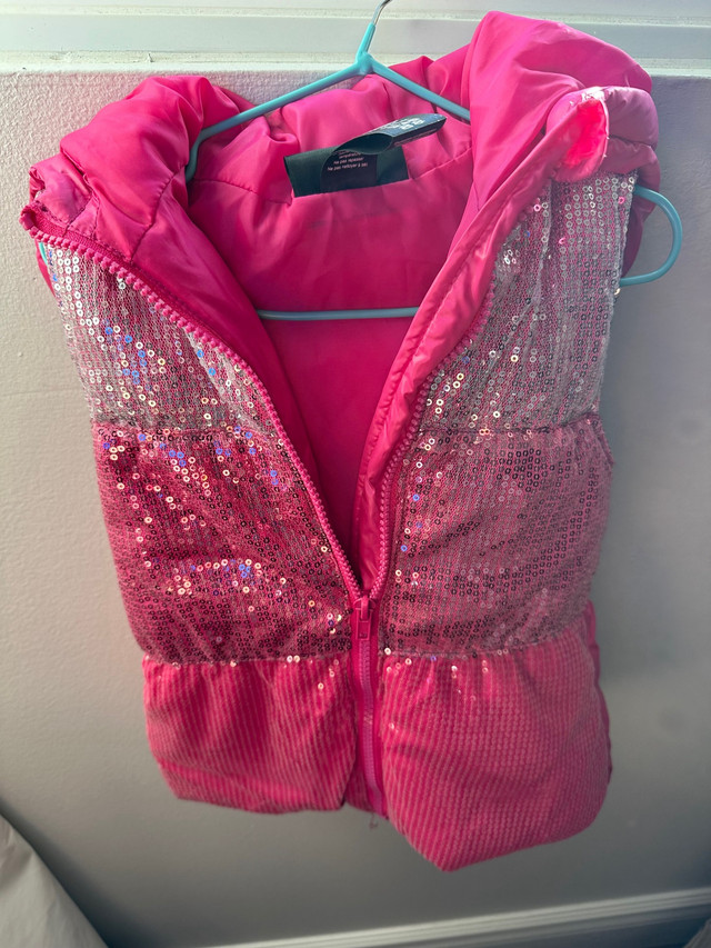 Girl jacket vest in Kids & Youth in Oshawa / Durham Region