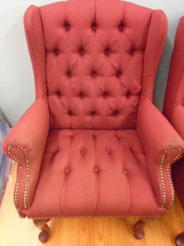 Vintage wingback chairs in Chairs & Recliners in Annapolis Valley - Image 3