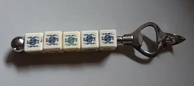 Vintage Bottle/Can Opener with 5 Dice Card Poker Handle in Arts & Collectibles in Oshawa / Durham Region - Image 5