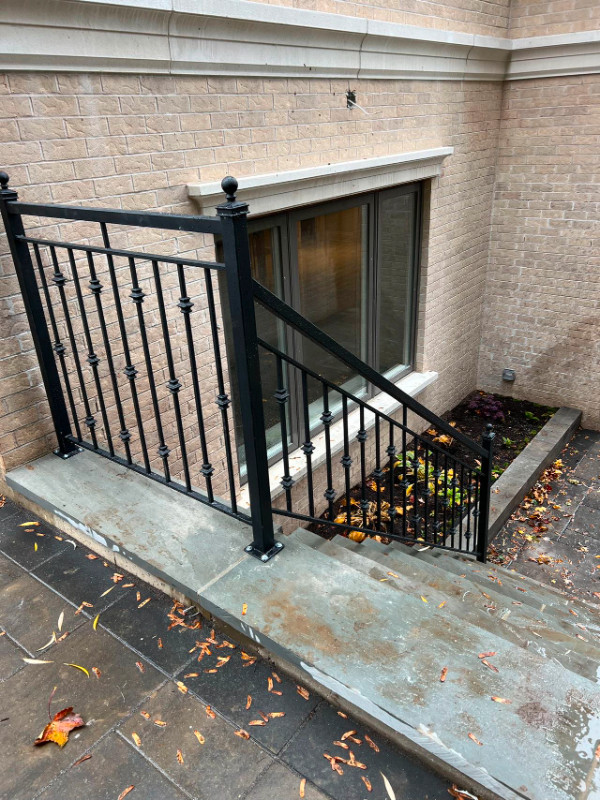 Metal Railings, Metal Fence, Metal Gates in Decks & Fences in City of Toronto - Image 2