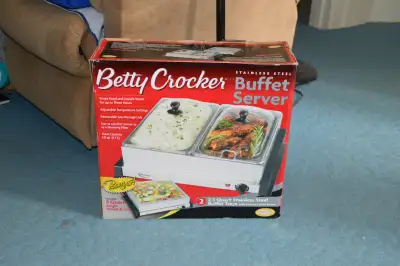 Betty Crocker Buffet Server and Warmer, View more