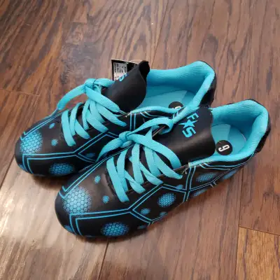 Soccer cleats (brand new) - Youth Size 6, View more