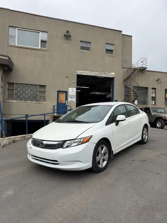 We buy Cars/Nous achetons des voitures  in Cars & Trucks in City of Montréal - Image 4