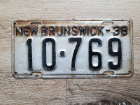 New Brunswick License Plate Hanger