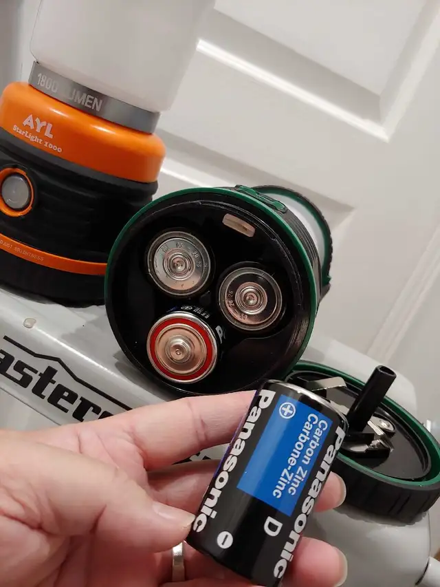 Camping or Emergency LED Laterns in Outdoor Lighting in City of Toronto - Image 5