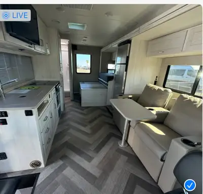 2024 Mercedes diesel, 24 ft like new Winnebago, only about 17000 km full slide , sleeps 4 . Luxury t...