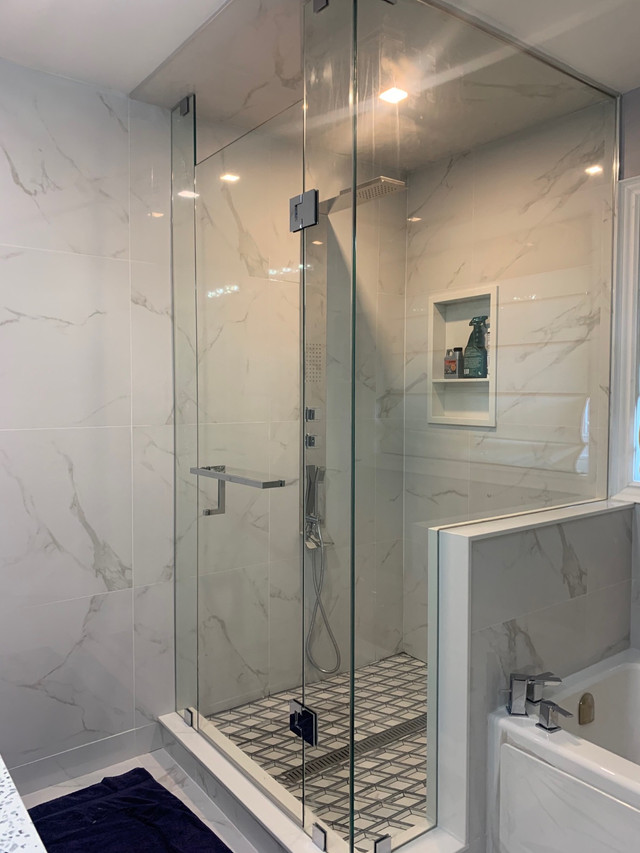 GLASS SHOWER DOORS ENCLOSURES OFFICE ENTRANCES PARTITION RAILING in Bathwares in City of Toronto