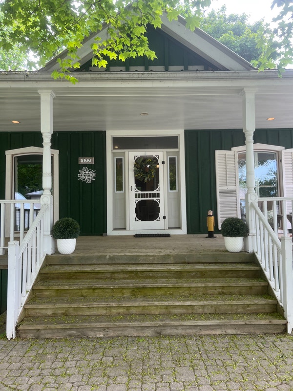 Beautiful house in Port Stanley for rent Short Term Rentals London