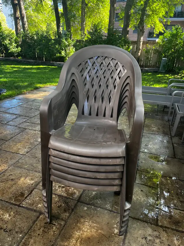 Plastic garden/home chairs 6 for $60 in Patio & Garden Furniture in Mississauga / Peel Region - Image 4