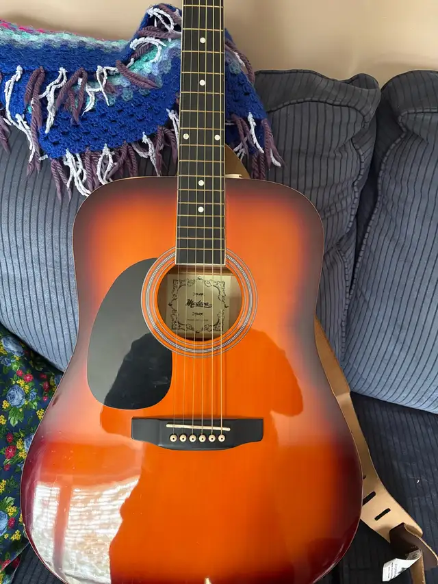 Left Handed Madera Acoustic Guitar Bundle in Guitars in St. John's - Image 2