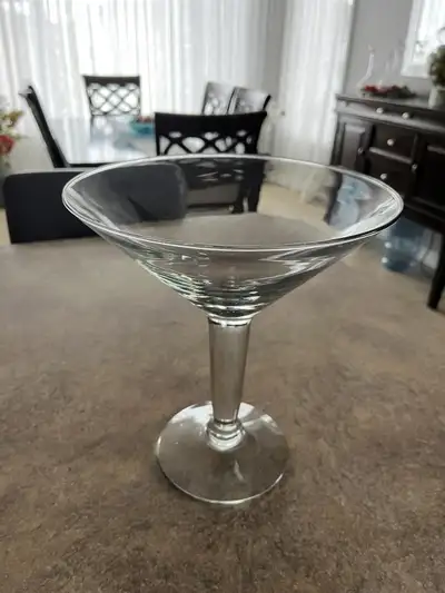 Granby :  Grande coupe a vin (article  de décoration), View more