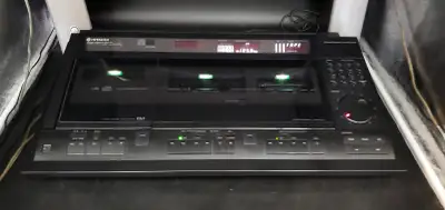HITACHI SLIM LINE STEREO MX-W50 TWIN CASSETTE CD TUNER AUX 1986, View more